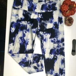 Calvin Klein Performance Capri Leggings Medium